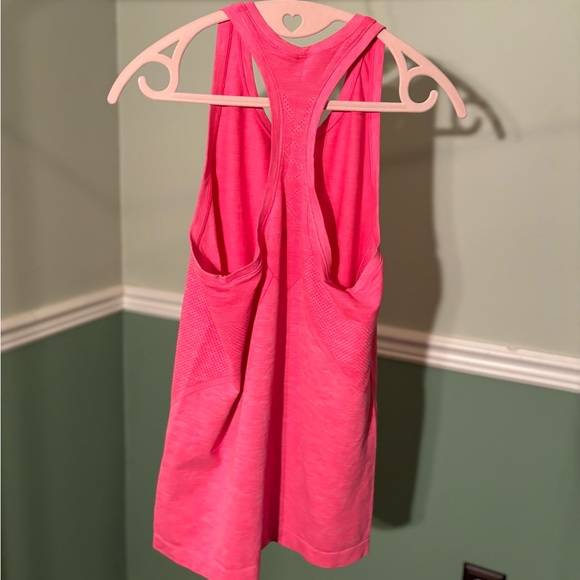 Victoria’s Secret Color - Pink Size Large Tank - Picture 6 of 7
